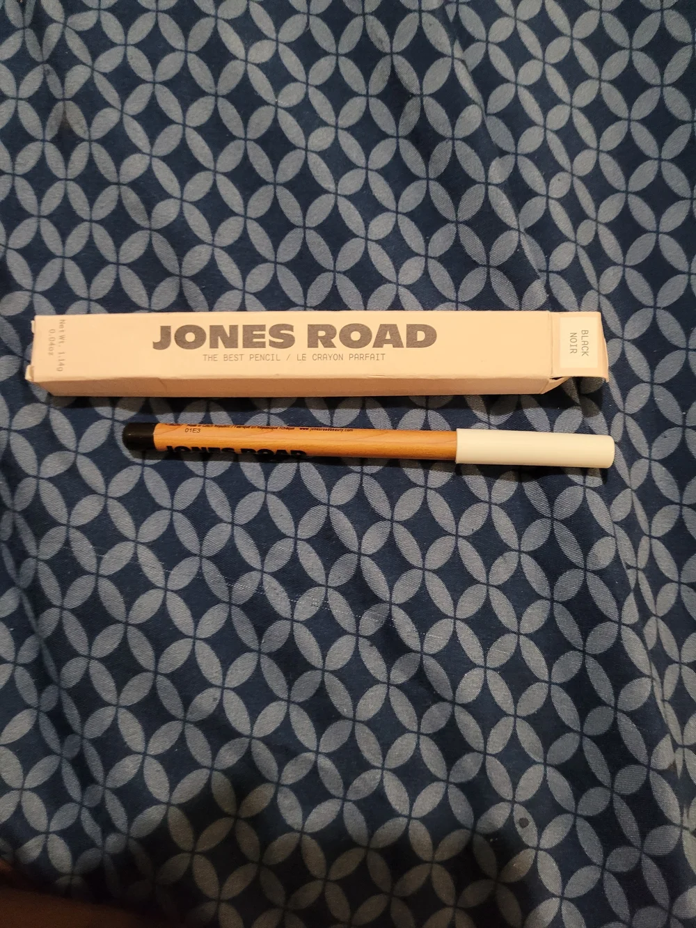 Jones Road 'The Best Pencil' Eyeliner Pencil - Natural Wood In Black